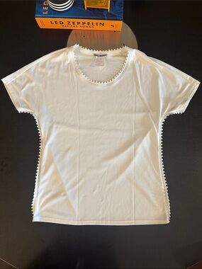 Issey Miyake White Scoop Neck Short Sleeve Top
